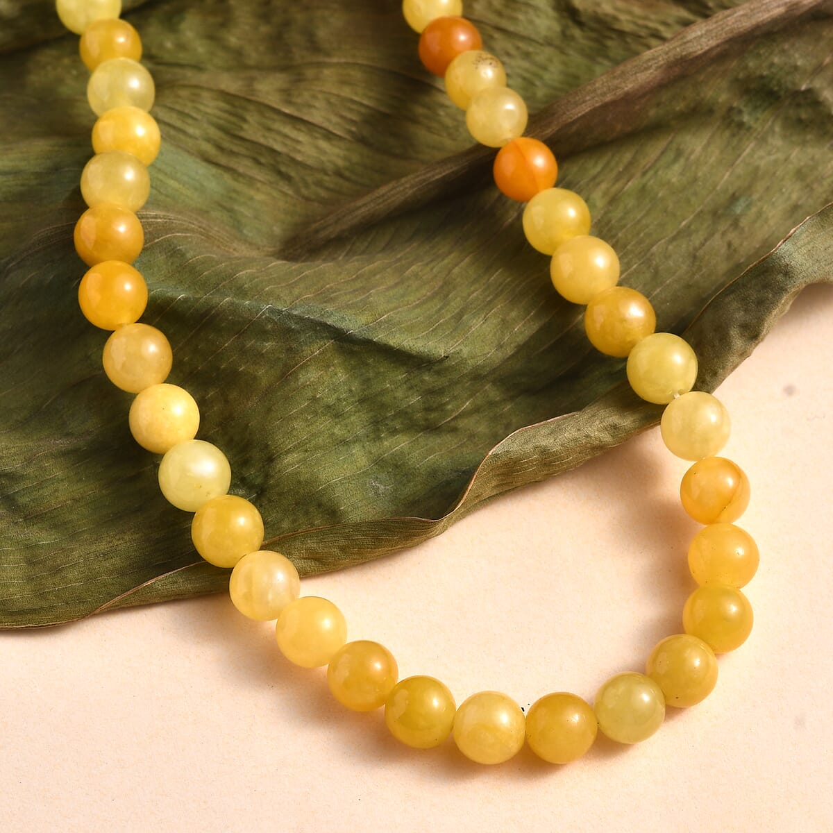 Yellow Jade (D) 145.00 ctw Beaded Necklace in Stainless Steel 20 Inches image number 1