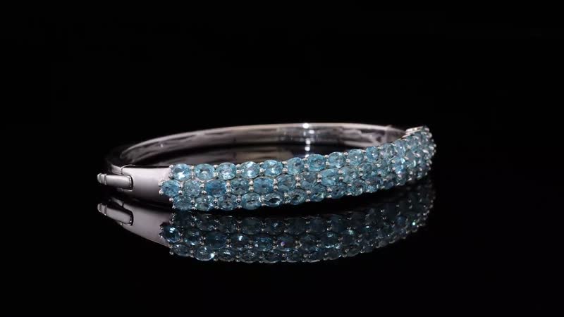 Betroka Blue Apatite Bangle Bracelet in Rhodium Over Sterling Silver (6.50 In) 10.60 ctw