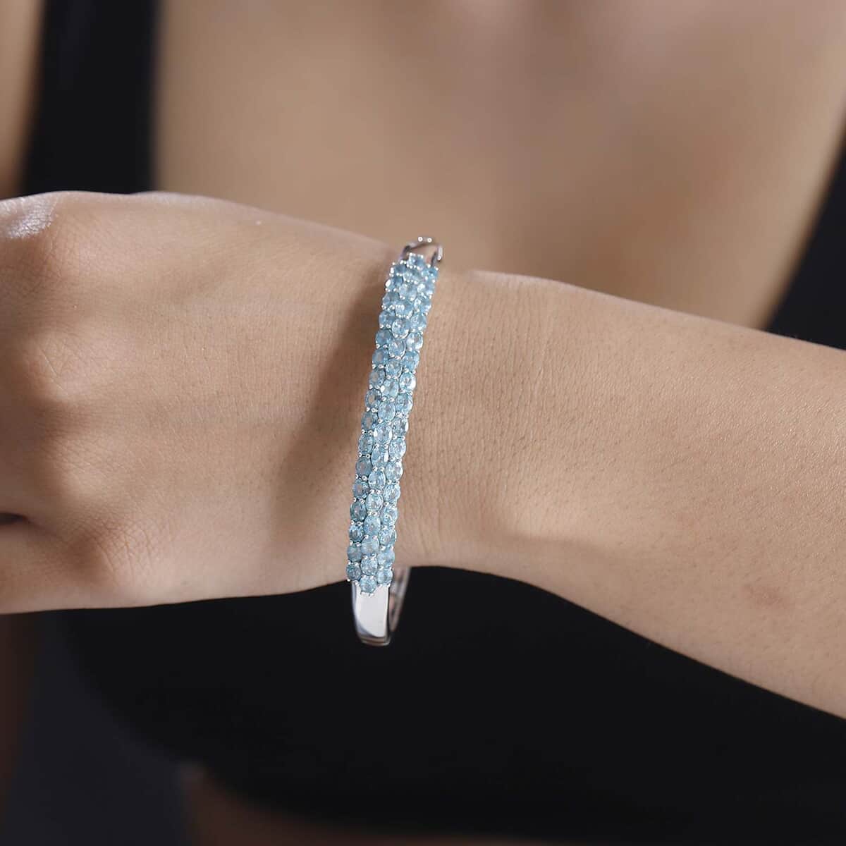 Betroka Blue Apatite 10.60 ctw Bangle Bracelet in Rhodium Over Sterling Silver (6.50 In)  image number 2