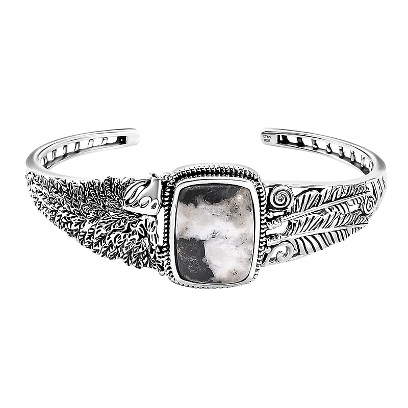 D'Joy Artisan Crafted White Buffalo 19.60 ctw Eagle and Feather Cuff Bracelet in Black Oxidized Sterling Silver (7.25 In)