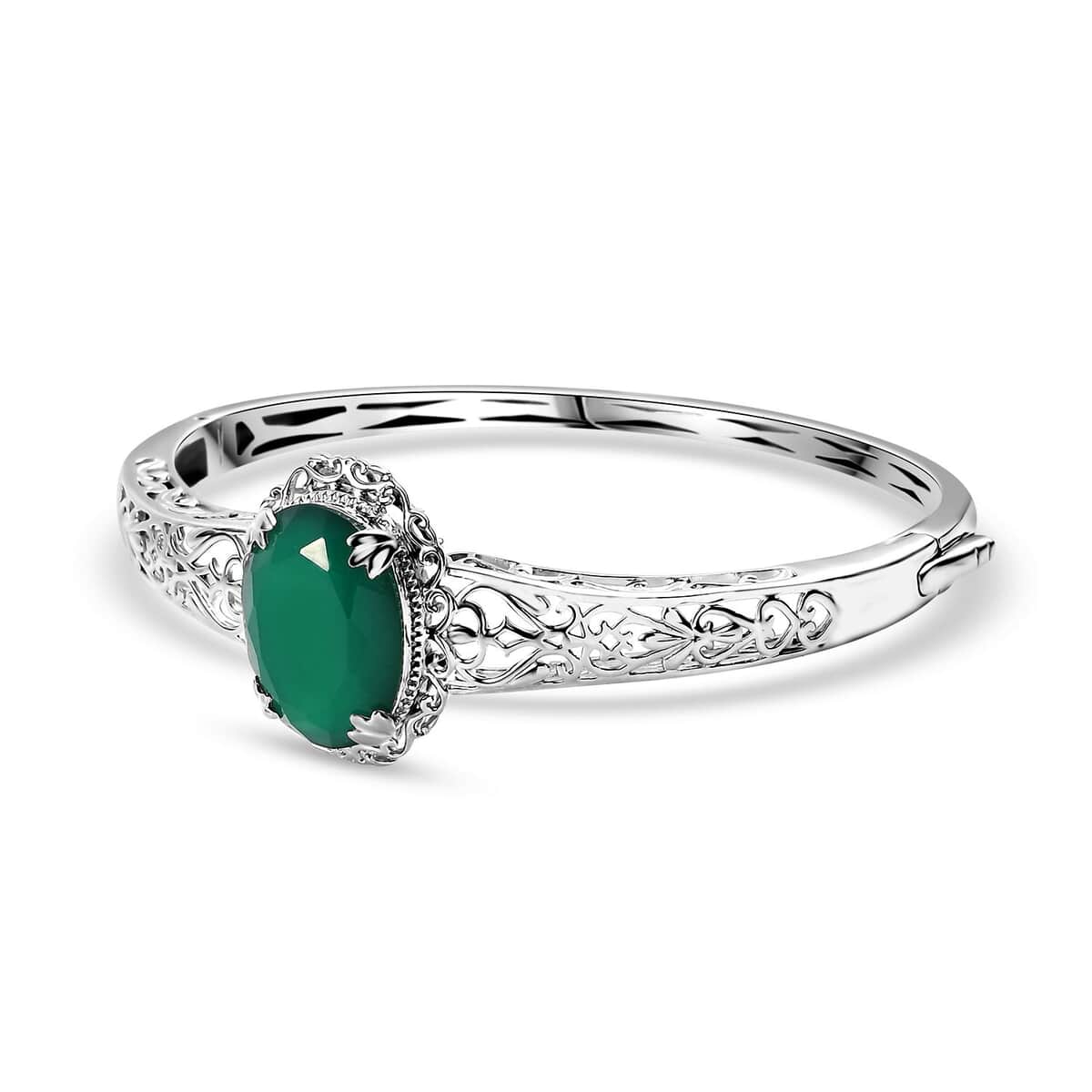 Karis Verde Onyx 14.30 ctw Floral Bangle Bracelet in Platinum Bond (6.50 In) image number 3