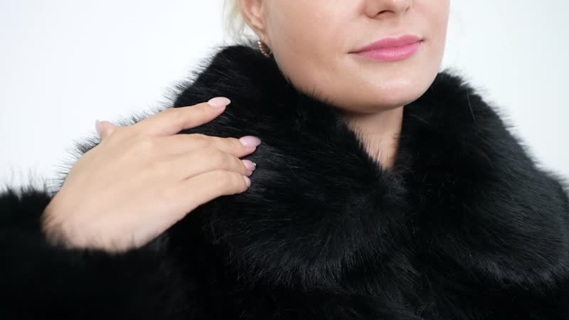 Tamsy Luxe Embossed Faux Fur Crop Jacket - Black (One Size Missy)