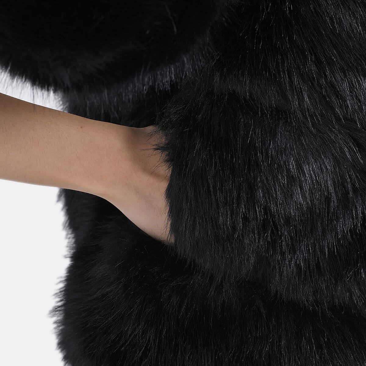 Tamsy Black Luxe Embossed Faux Fur Crop Jacket - (One Size L-XL) image number 5