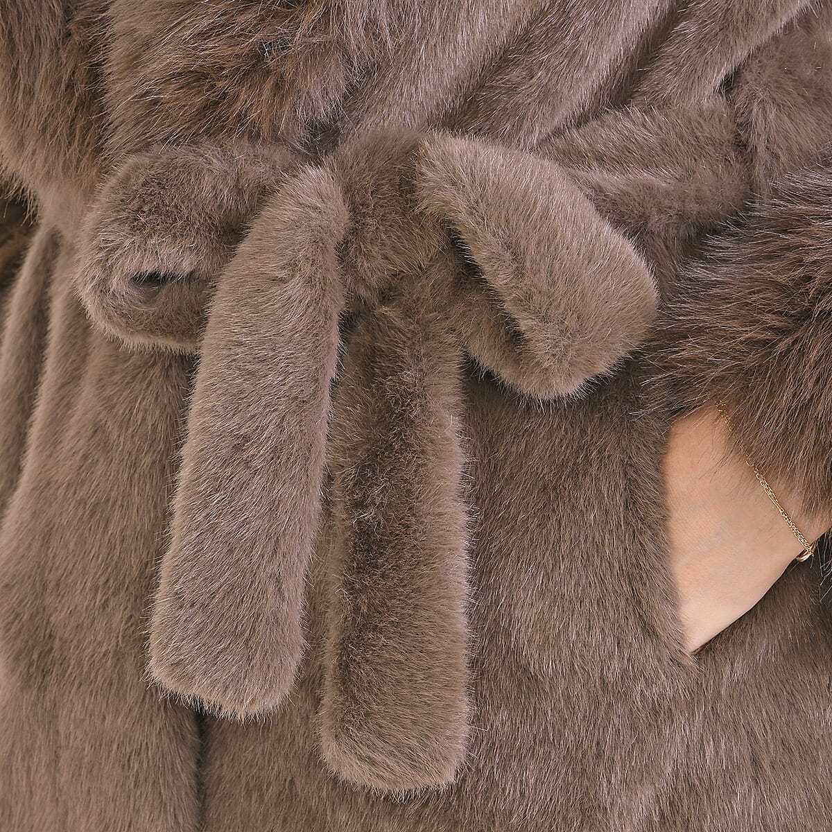 Tamsy Brown Luxe Faux Fur Trench Coat with Pockets- One Size L-XL image number 5