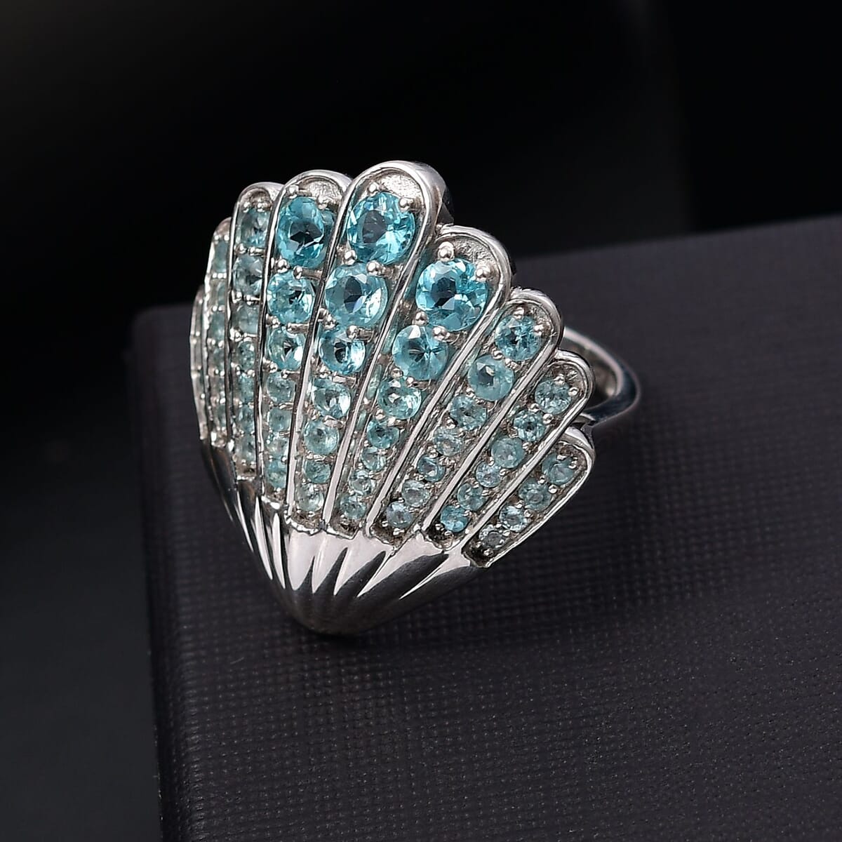 Premium Betroka Blue Apatite 2.90 ctw Sea-Shell Ring in Rhodium Over Sterling Silver (Size 5.0) image number 1