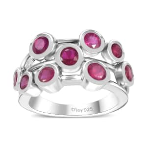 Doorbuster Niassa Ruby (FF) 2.50 ctw Bubbles Ring in Rhodium Over Sterling Silver (Size 10.0)