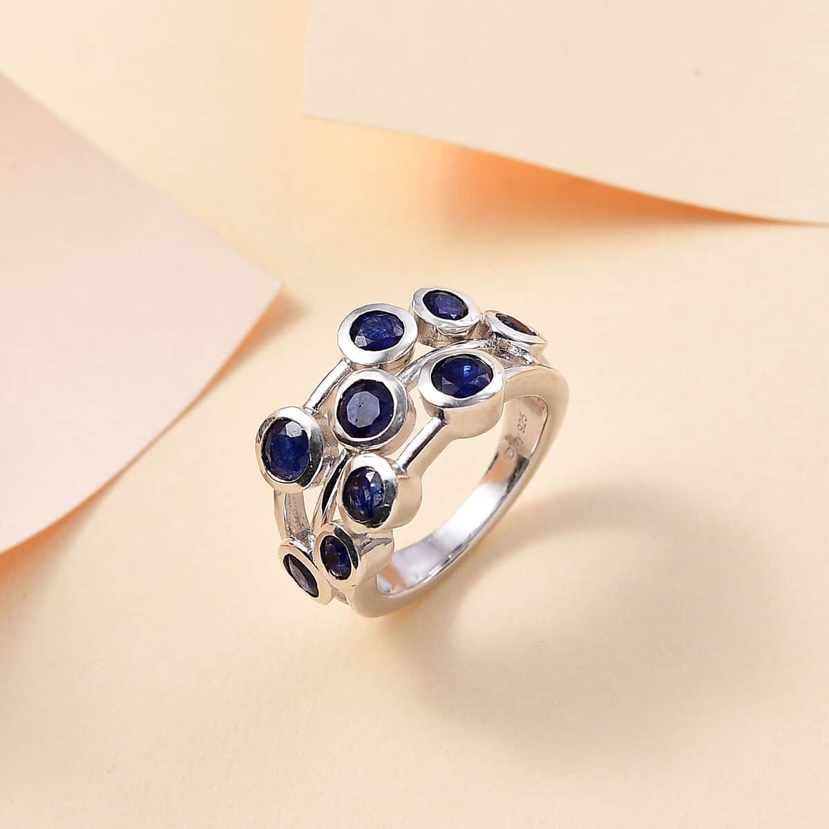 Doorbuster Masoala Sapphire (D) 2.65 ctw Bubbles Ring in Rhodium Over Sterling Silver (Size 10.0) image number 1