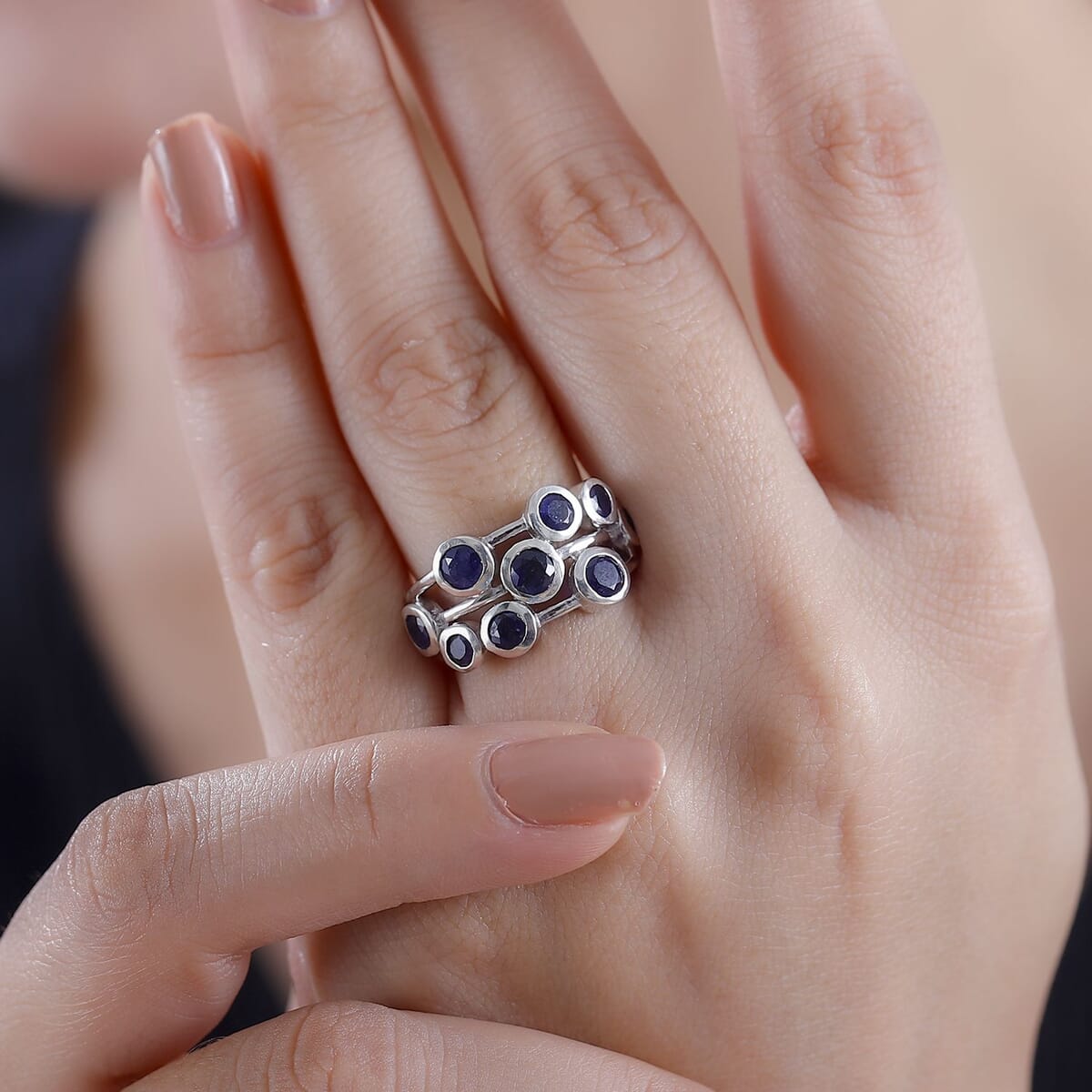 Masoala Sapphire (D) 2.65 ctw Bubbles Ring in Rhodium Over Sterling Silver (Size 8.0) image number 2