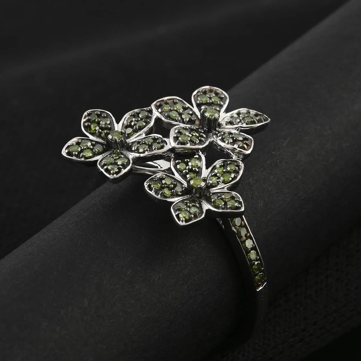 Green Diamond 0.33 ctw Floral Ring in Platinum Over Sterling Silver (Size 6.0) image number 1