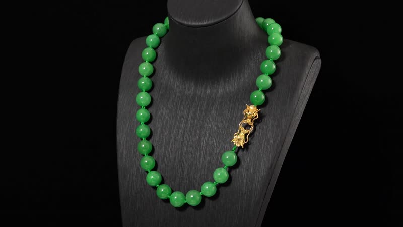 Green Jade (D) and Chrome Diopside 600.50 ctw Dragon Necklace 20 Inches in 18K Vermeil Yellow Gold Over Sterling Silver