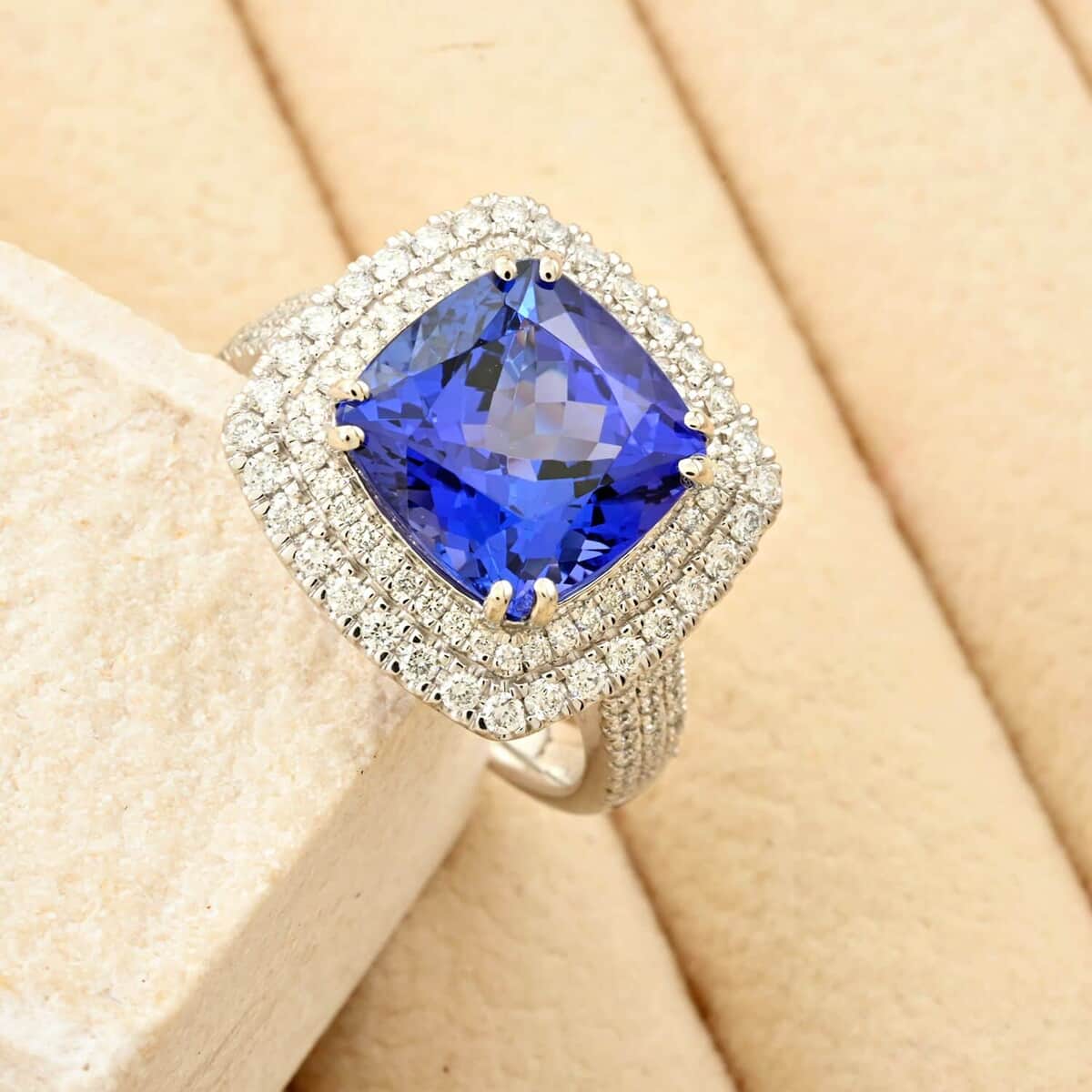 Celestial Azure Certified & Appraised Rhapsody AAAA Tanzanite and E-F VS Diamond 5.75 ctw Ring in 950 Platinum 10.45 Grams image number 1