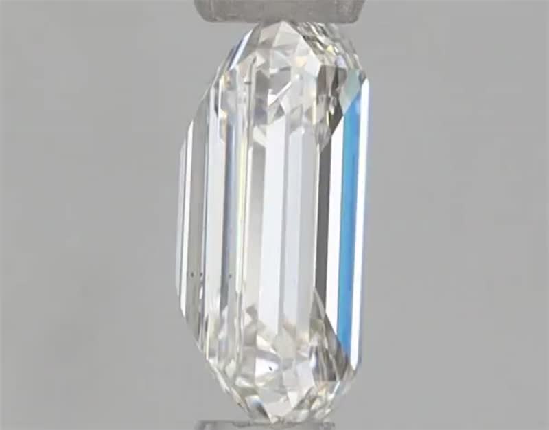 IGI Certified Luxuriant Lab Grown Diamond (Emerald) (G, VS2) 2.00 ctw