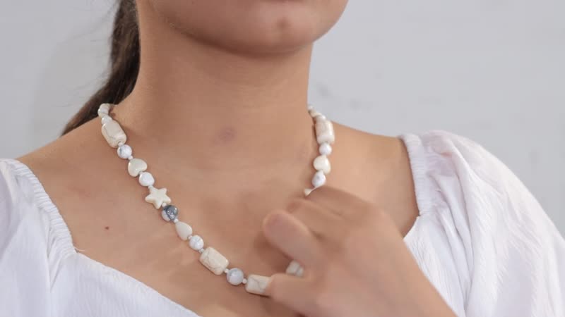 Howlite 200.65 ctw Beaded Necklace in Stainless Steel 20 Inches
