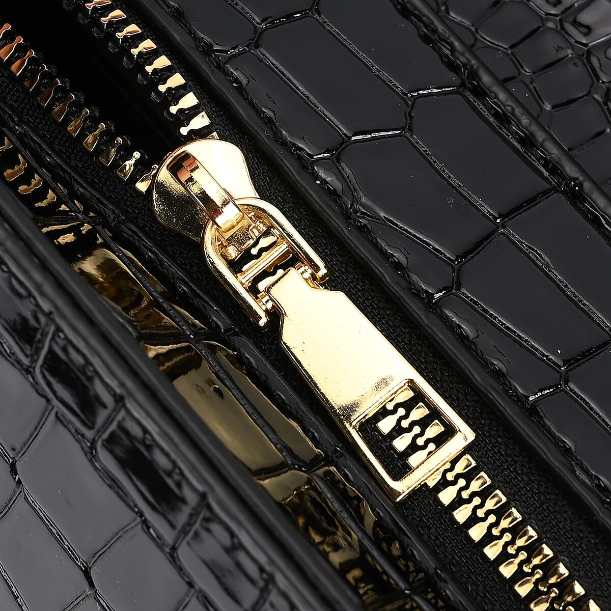 Black Crocodile Embossed Faux Leather Crossbody Bag with Shoulder Strap image number 5