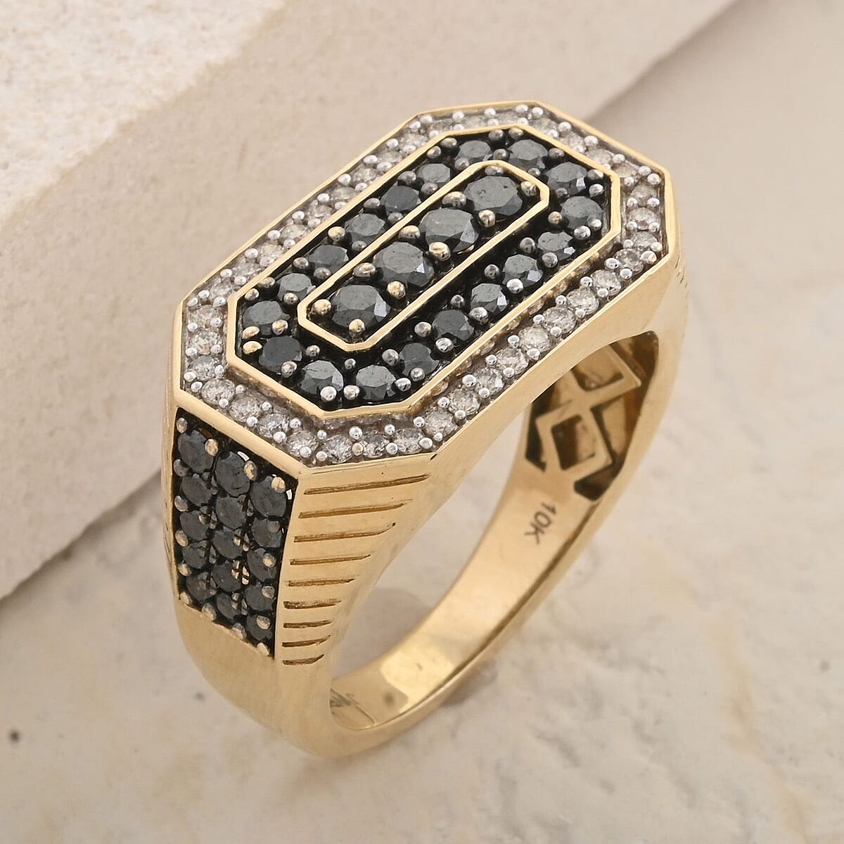 Black and White Diamond I2 2.00 ctw Men's Ring in 10K Yellow Gold (Size 9.5) 7.25 Grams image number 1