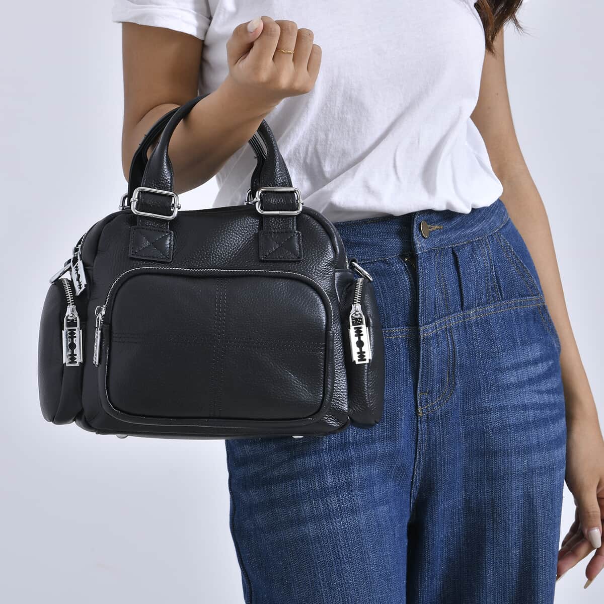 Black Genuine Leather Crossbody Bag with Handle Drop (3.9'') and Shoulder Strap image number 2