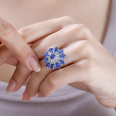 Kashmir Kyanite and White Zircon 6.15 ctw Star Ring in Rhodium Over Sterling Silver (Size 10.0)