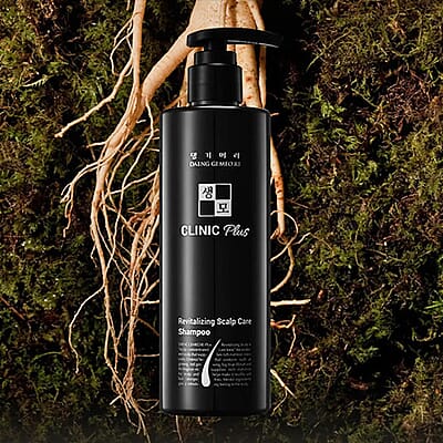 Daeng Gi Meo Ri Clinic Plus Revitalizing Scalp Care Shampoo (9.4oz)