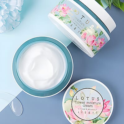 Jigott Lotus Flower Moisture Cream