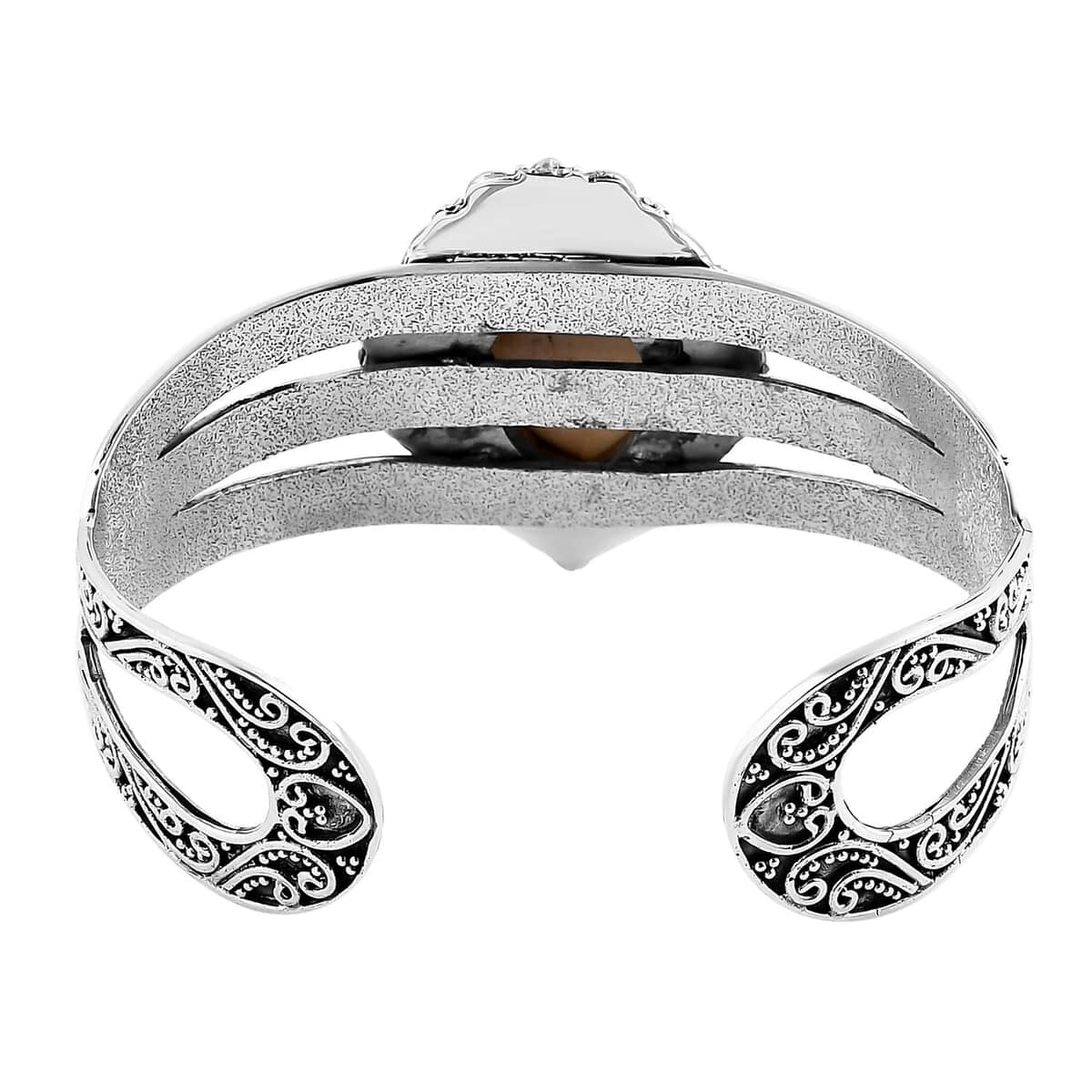 Bali Goddess Carved Bone and African Ruby (FF) 1.85 ctw Cuff Bracelet in Sterling Silver (7.50 In) image number 5