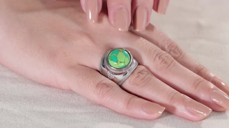 Mojave Green Turquoise Solitaire Ring in Stainless Steel (Size 5.0) 6.50 ctw