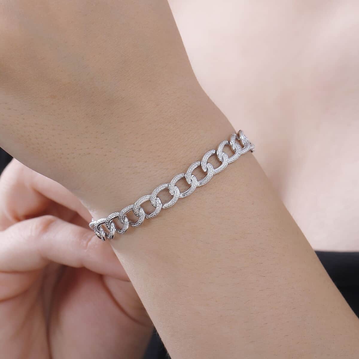 Karis Diamond Accent Curb Chain Bracelet in Platinum Bond (7.25 In) image number 2