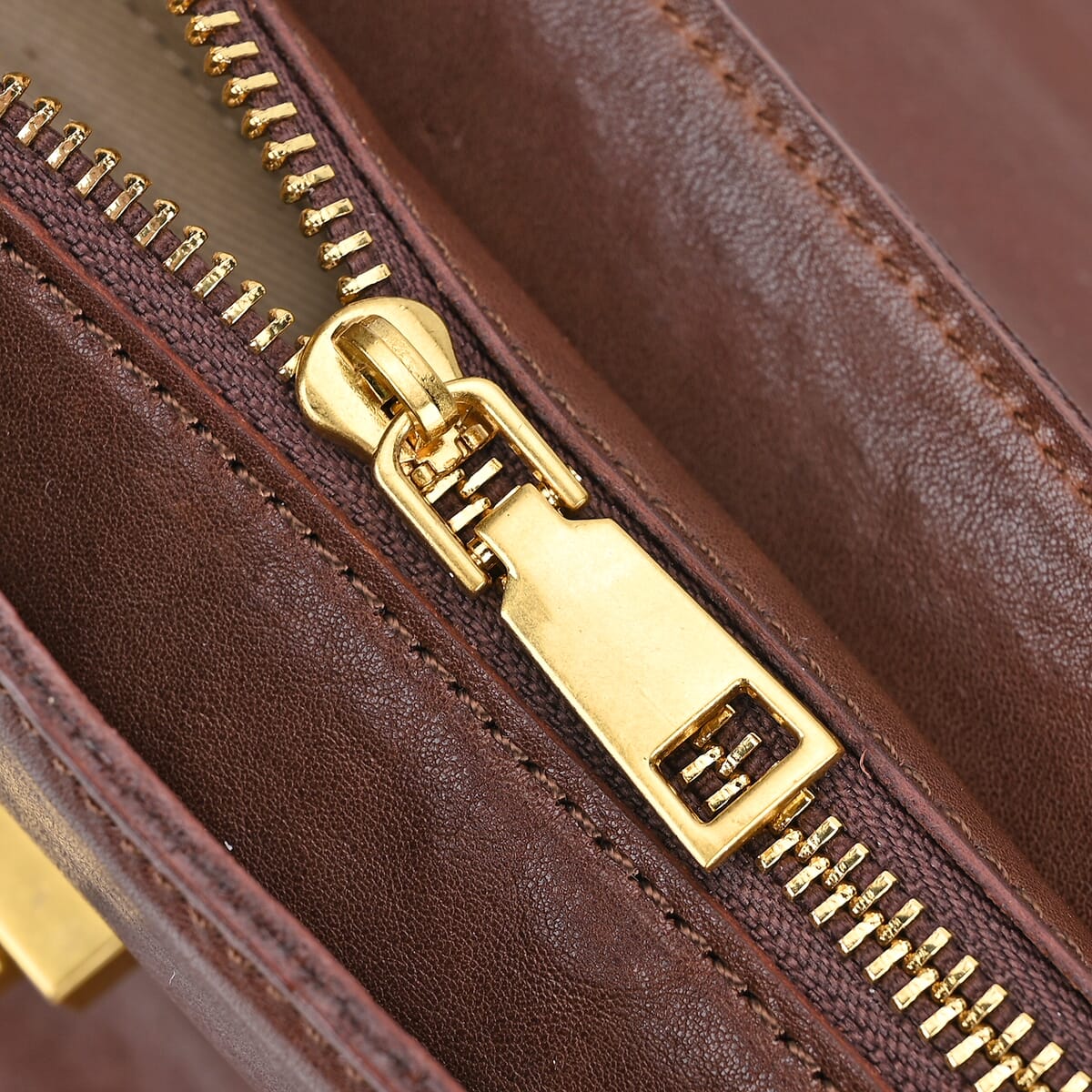 Italy Retro Noble Collection Coffee Genuine Leather Crossbody Bag with Shoulder Strap image number 5
