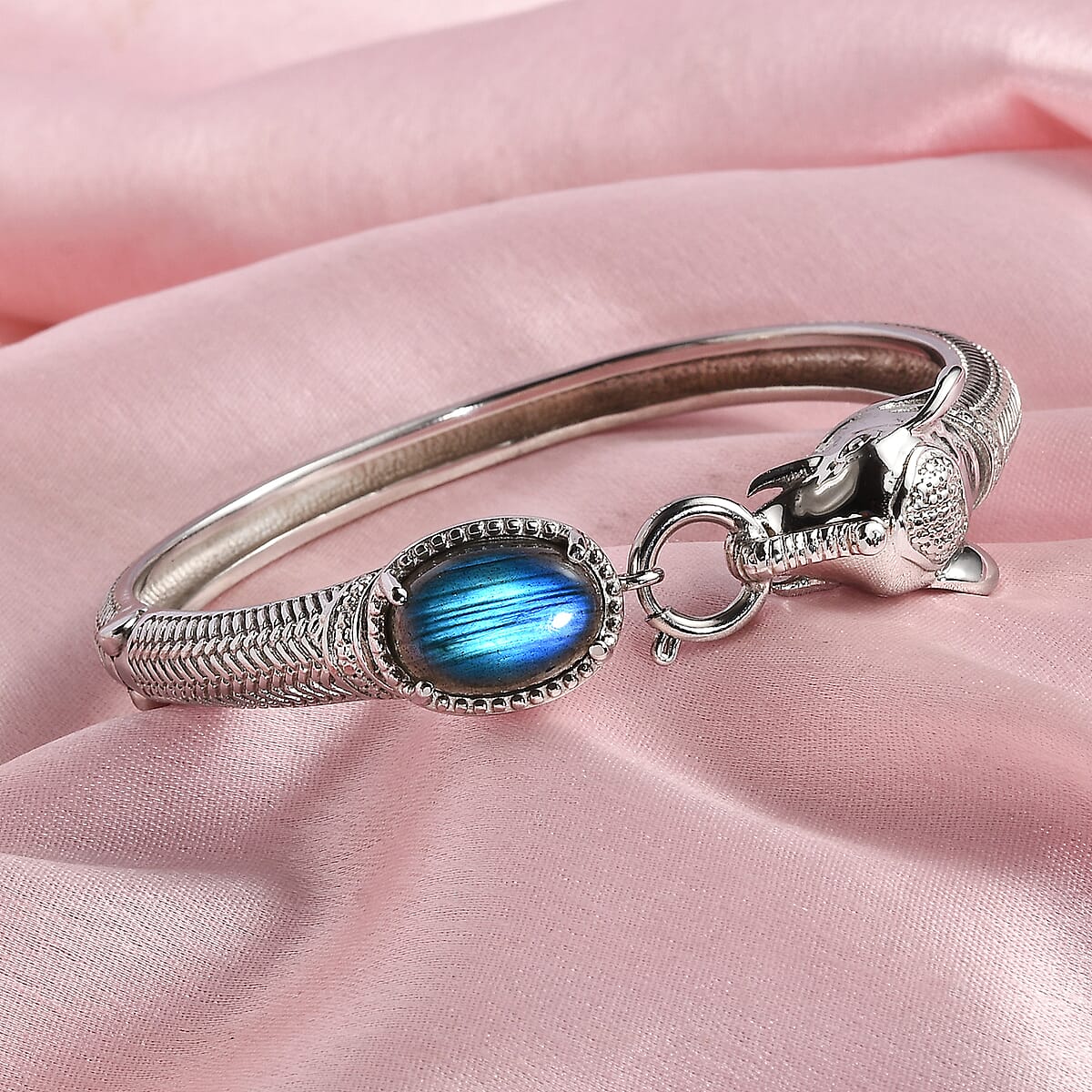 Malagasy Labradorite 7.10 ctw Bangle Bracelet in Stainless Steel (7.25 In) image number 2