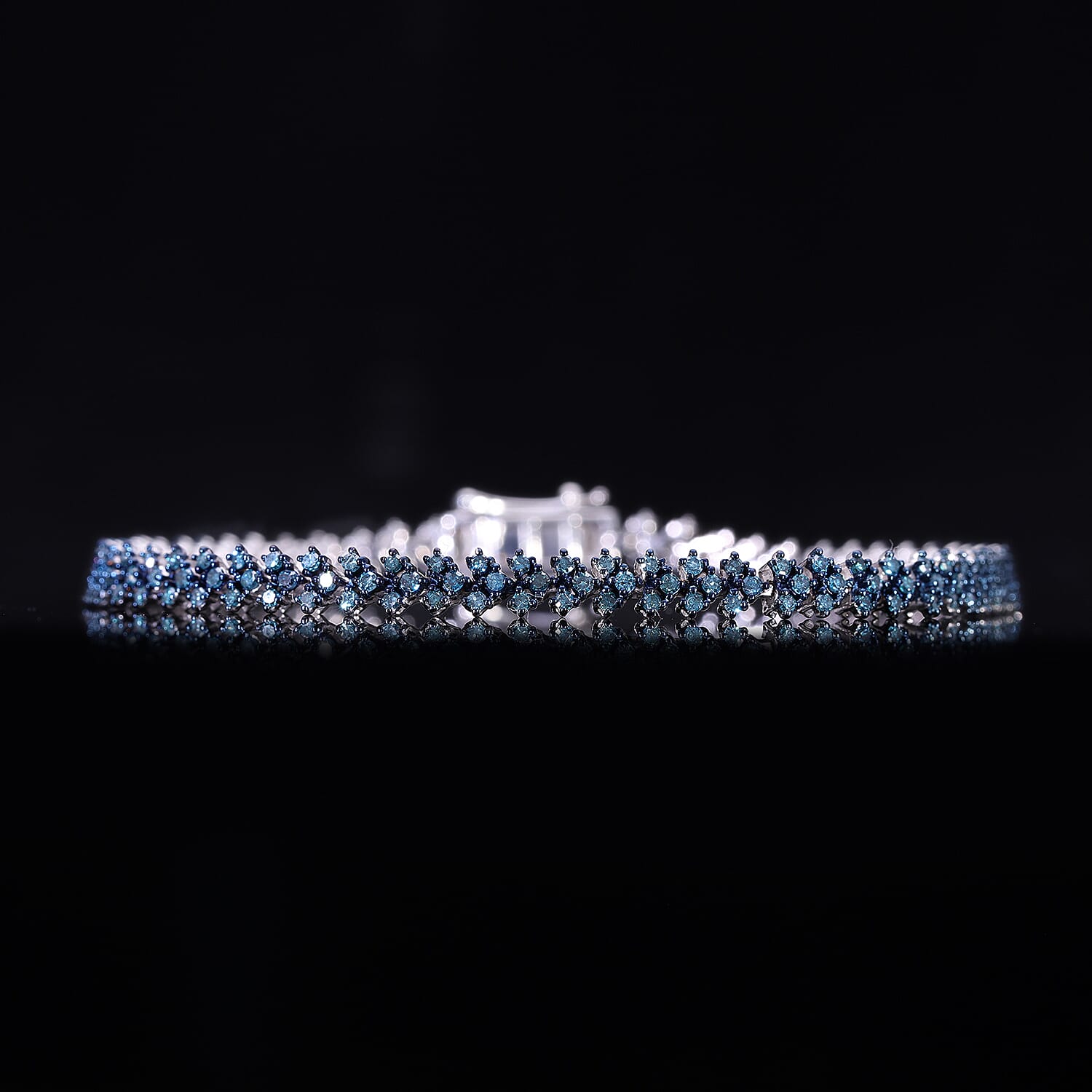 Blue Diamond 2.00 ctw Chevron Link Bracelet in Platinum Over Sterling Sil (7.25 In) 