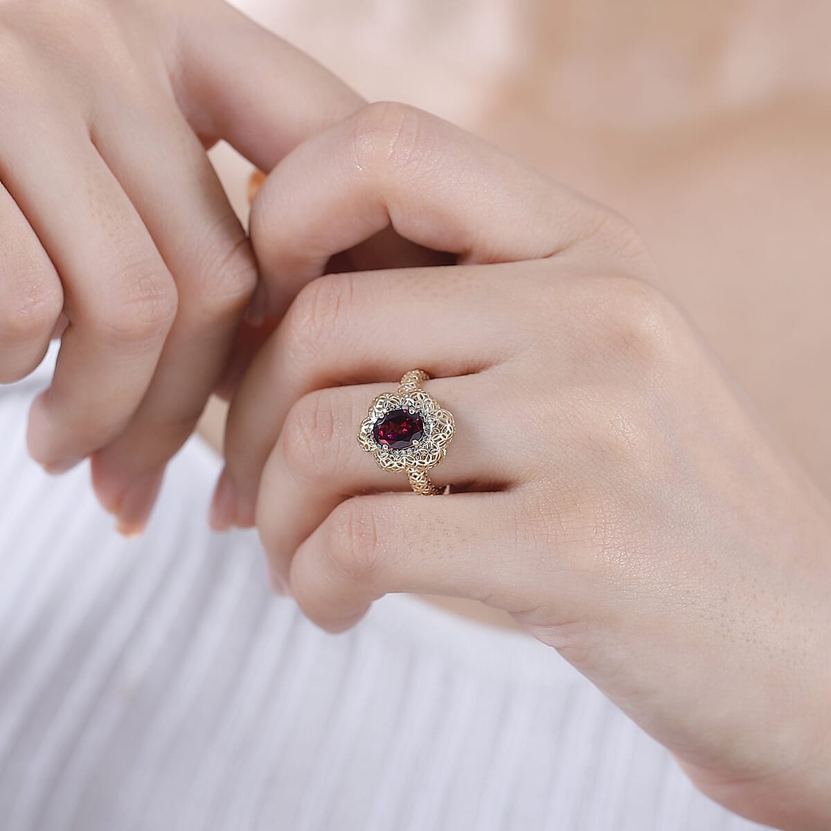 Mirage Collection Luxoro AAA Radiant Ember Garnet and Natural Champagne Diamond 1.50 ctw Vintage Floral Filigree Ring in 10K Yellow Gold (Size 6.0) image number 2