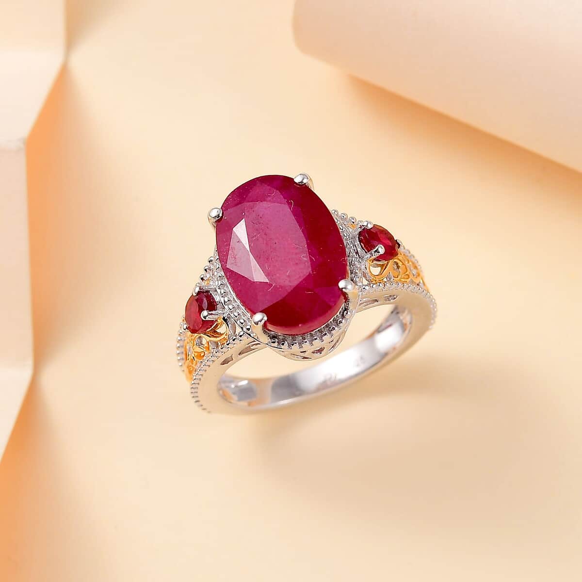 Niassa Ruby (FF) 12.00 ctw Ring in 18K Vermeil YG and Rhodium Over Sterling Silver (Size 7.0) image number 1