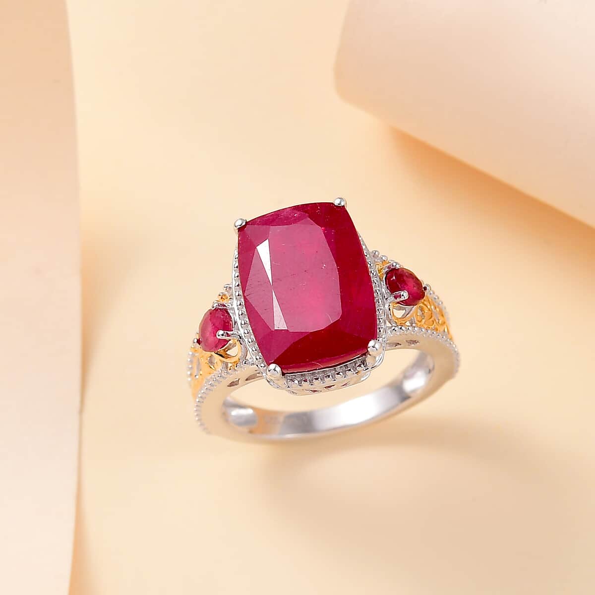 Niassa Ruby (FF) 7.75 ctw Ring in 18K Vermeil YG and Rhodium Over Sterling Silver (Size 10.0) image number 1