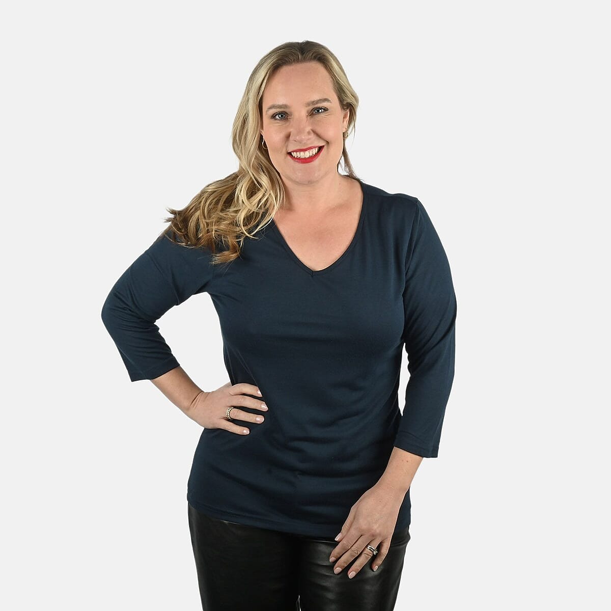 Set of 3 Navy, Khaki, White Cotton Blend V-Neck 3/4 Sleeve Shirts - XL image number 4