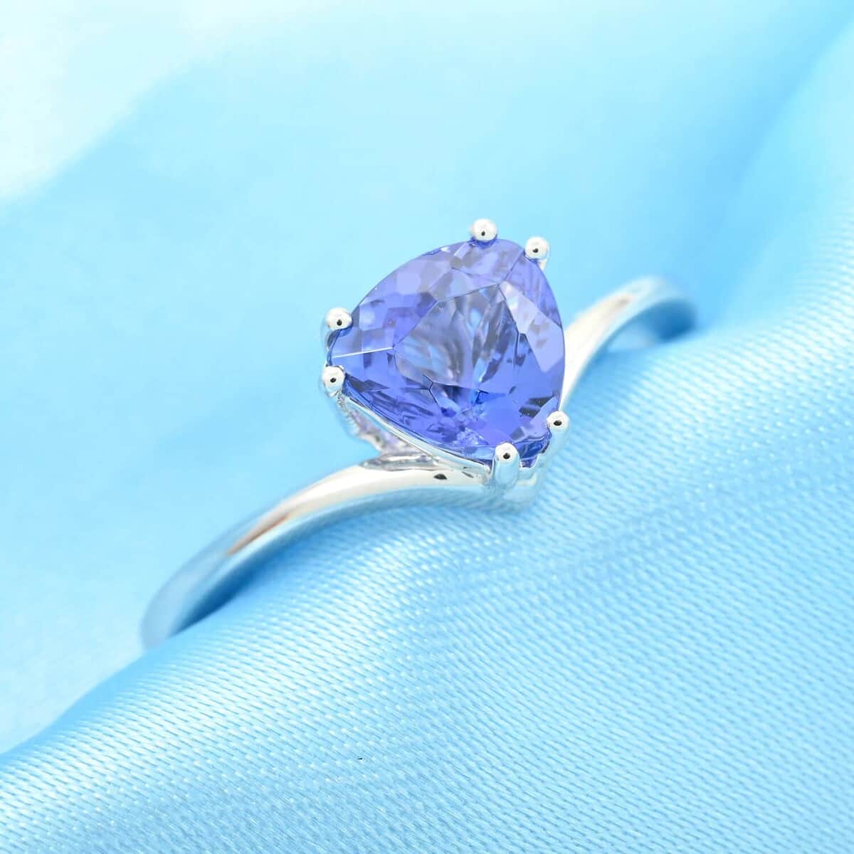 Certified & Appraised Rhapsody AAAA Tanzanite 1.25 ctw Solitaire Ring in 950 Platinum (Size 10.0) 5.15 Grams image number 1