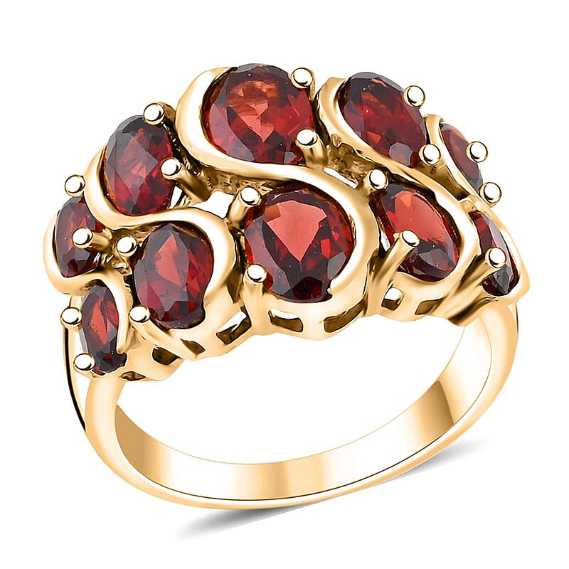 Mozambique Garnet 5.50 ctw Ring in Goldtone (Size 6.0)