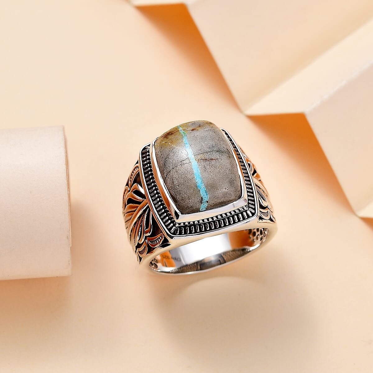 D'Joy Artisan Crafted Royston Ribbon Turquoise 10.00 ctw Feather Men's Ring in Black Oxidized Sterling Silver (Size 9.0) image number 1