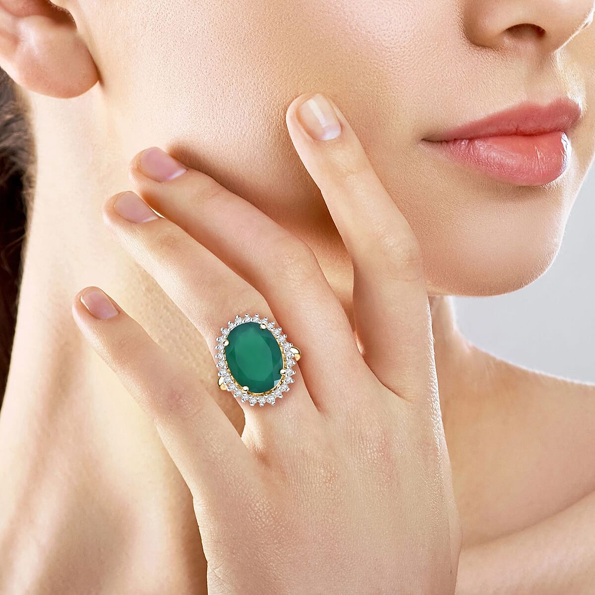 Verde Onyx and White Zircon 8.75 ctw Forest Bloom Ring in Vermeil Yellow Gold Over Sterling Silver (Size 7.0) image number 1
