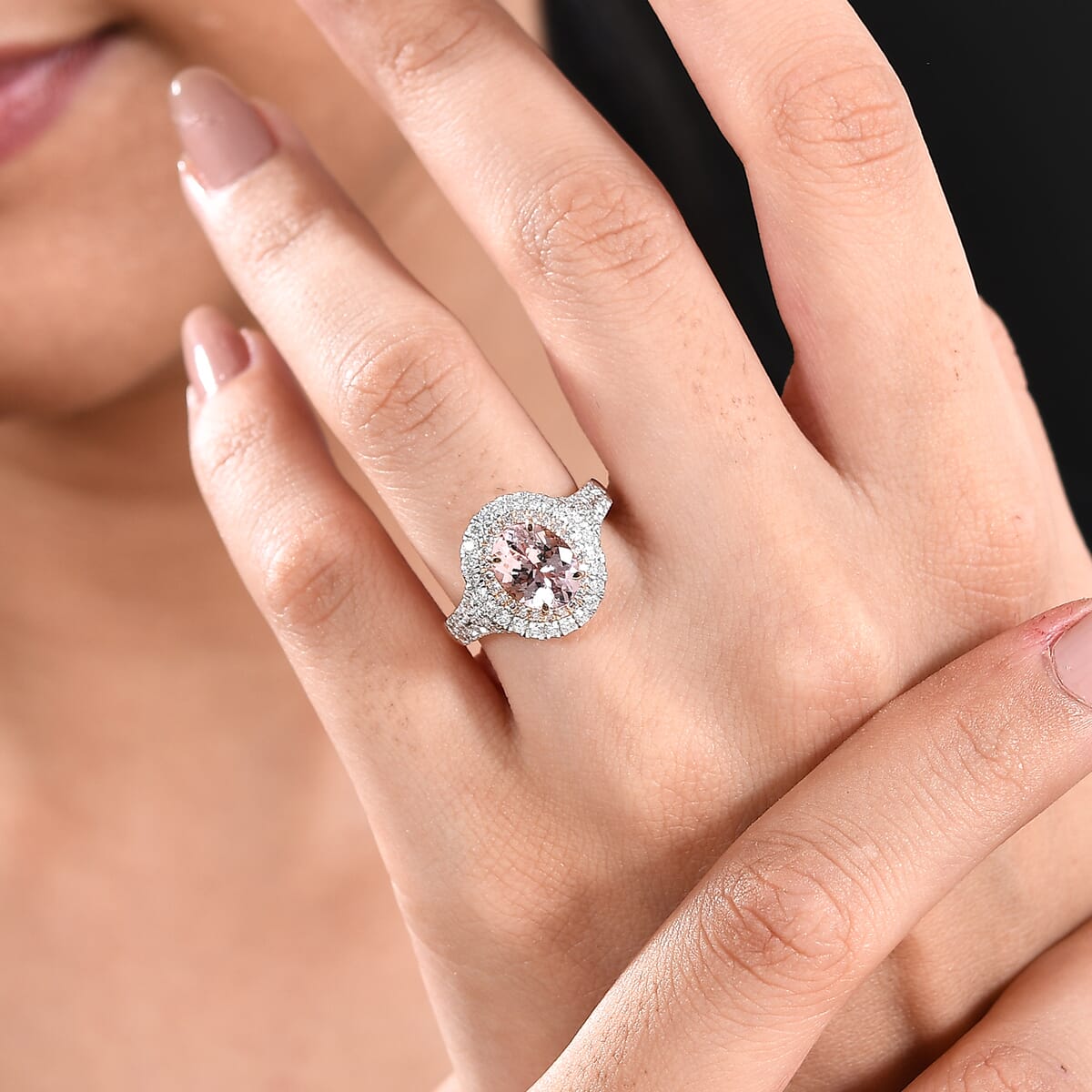 Certified & Appraised Luxoro AAA Palmeiras Pink Morganite and G-H I2 Diamond 2.50 ctw Double Halo Ring in 14K Rose Gold (Size 6.0) 4.41 Grams image number 2