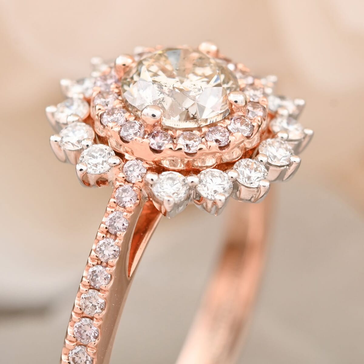 Modani Natural White and Pink Diamond 1.00 ctw Ring in 14K Rose and White Gold (Size 6.0) image number 1