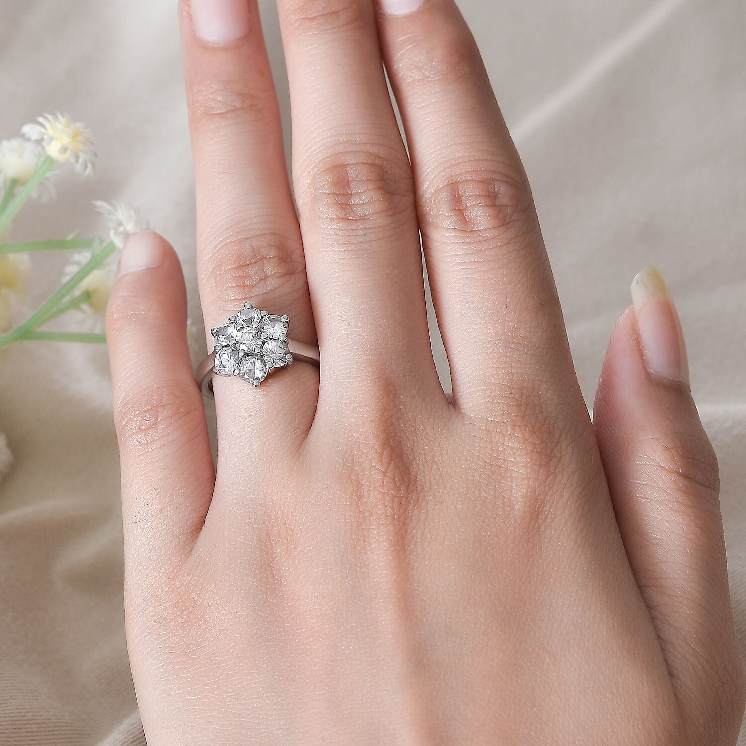 White Zircon / 10 - Product card gallery slide 3 (9432325488895)
