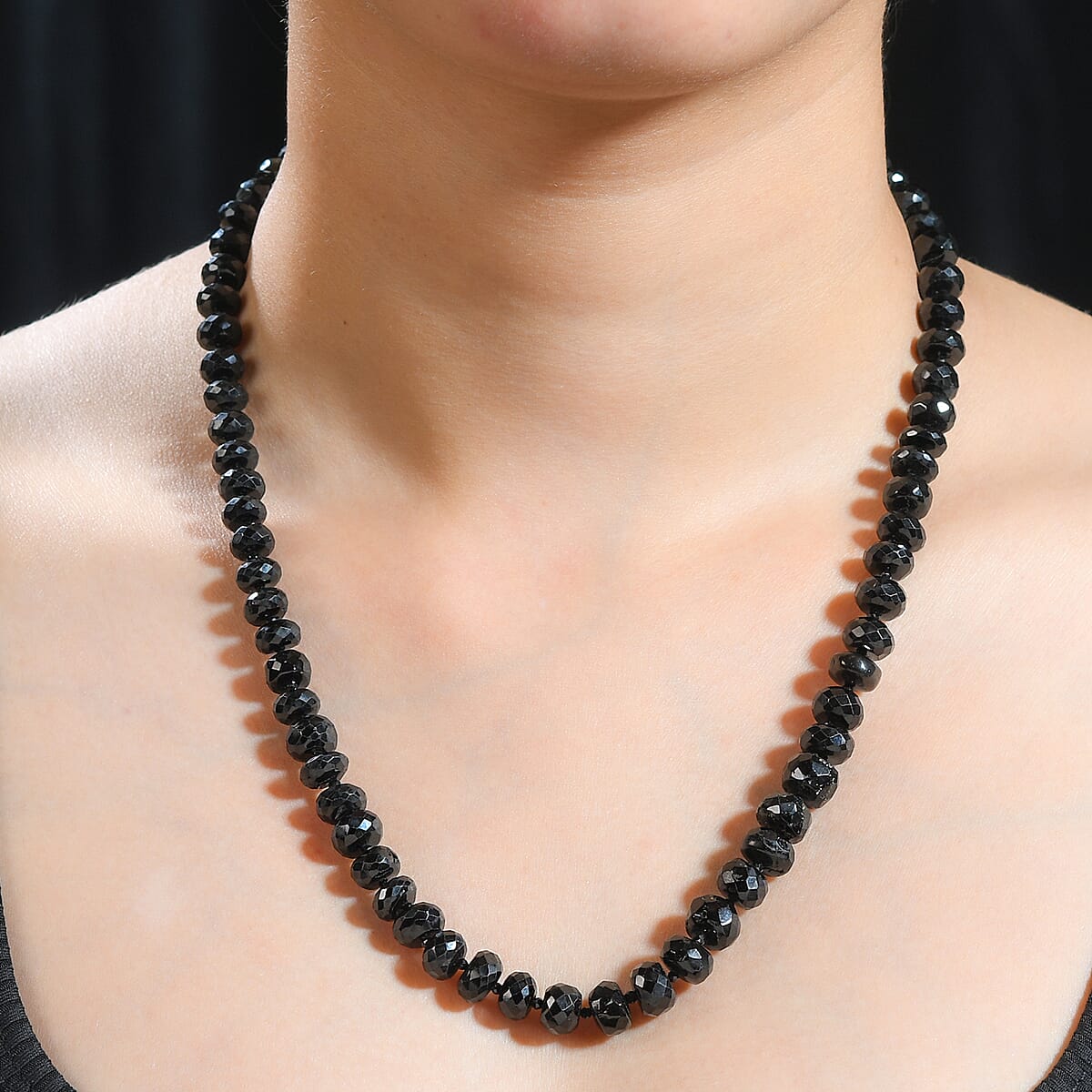 Thai Black Spinel Beaded 252.00 ctw Necklace 20 Inches in Stainless Steel  image number 2
