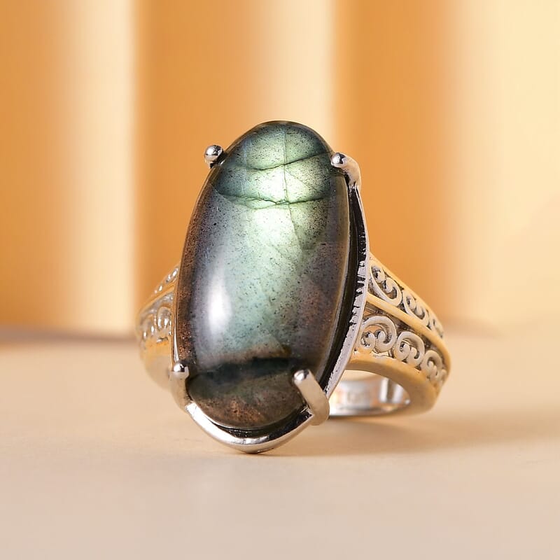 Karis Malagasy Labradorite 12.10 ctw Solitaire Ring in 18K YG Plated and Platinum Bond (Size 10.0)