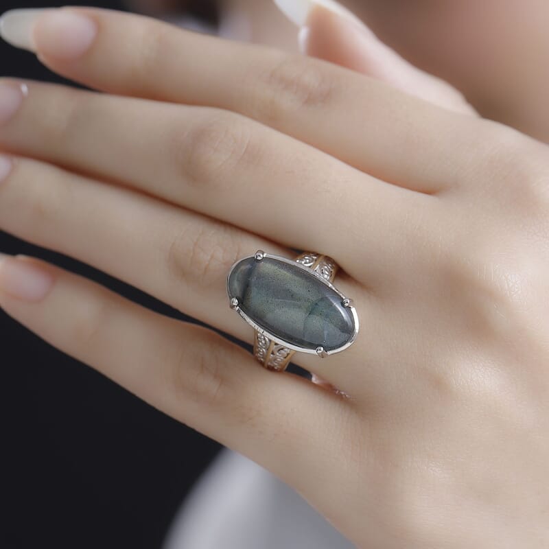 Karis Malagasy Labradorite 12.10 ctw Solitaire Ring in 18K YG Plated and Platinum Bond (Size 10.0)