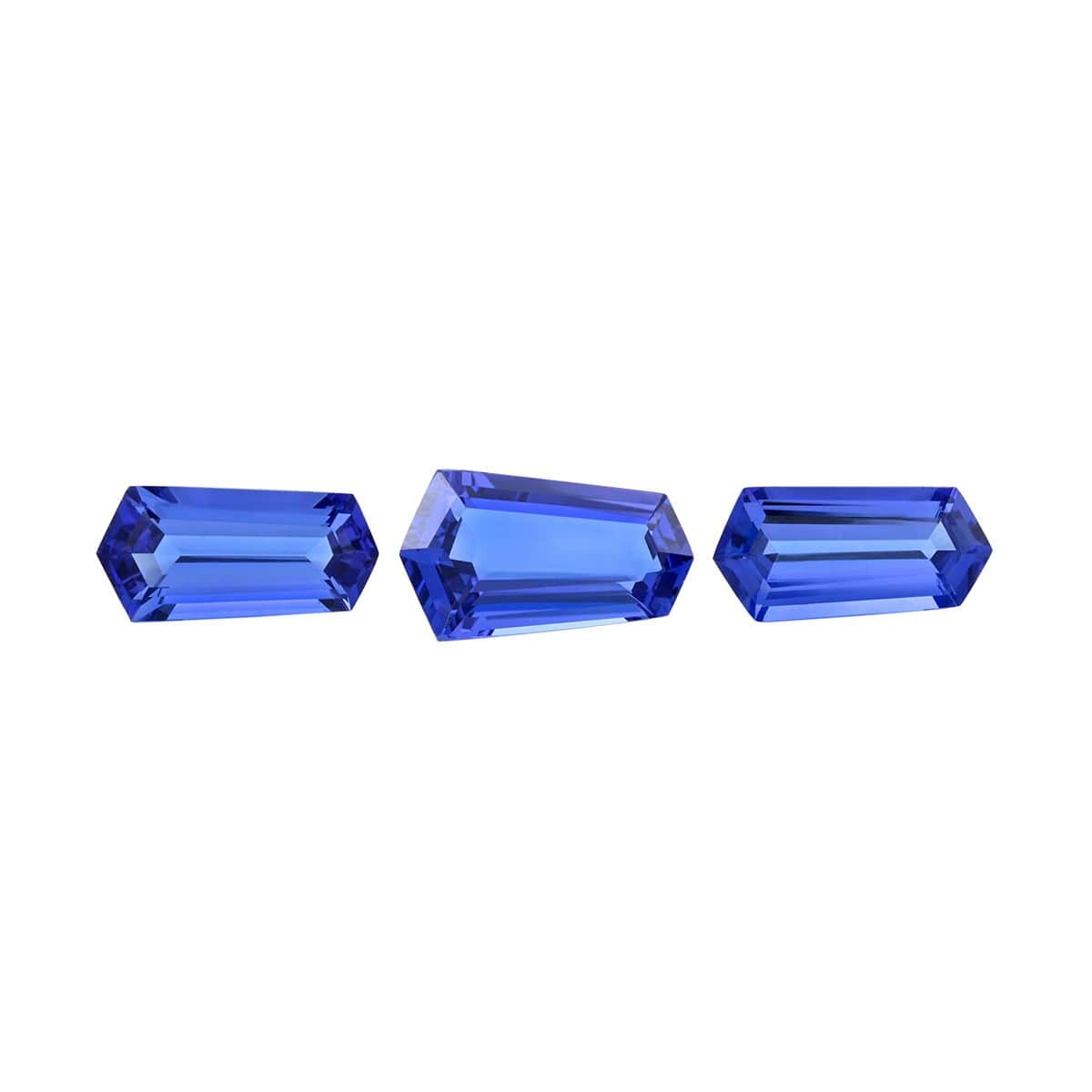 Certified & Appraised AAAA Tanzanite Set of 3 (Fancy Free Size) 18.77 ctw image number 0