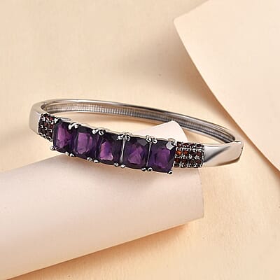 Premium African Amethyst and Mozambique Garnet 12.60 ctw Bangle Bracelet in Stainless Steel (6.50 In)