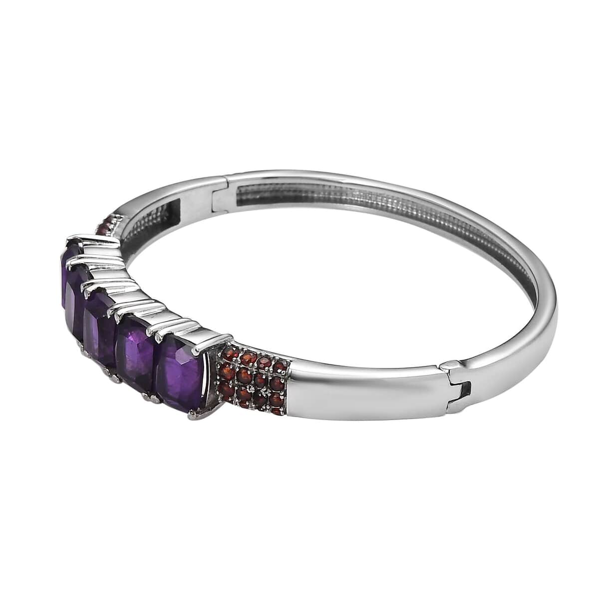 Premium African Amethyst and Mozambique Garnet 12.60 ctw Bangle Bracelet in Stainless Steel (6.50 In) image number 3