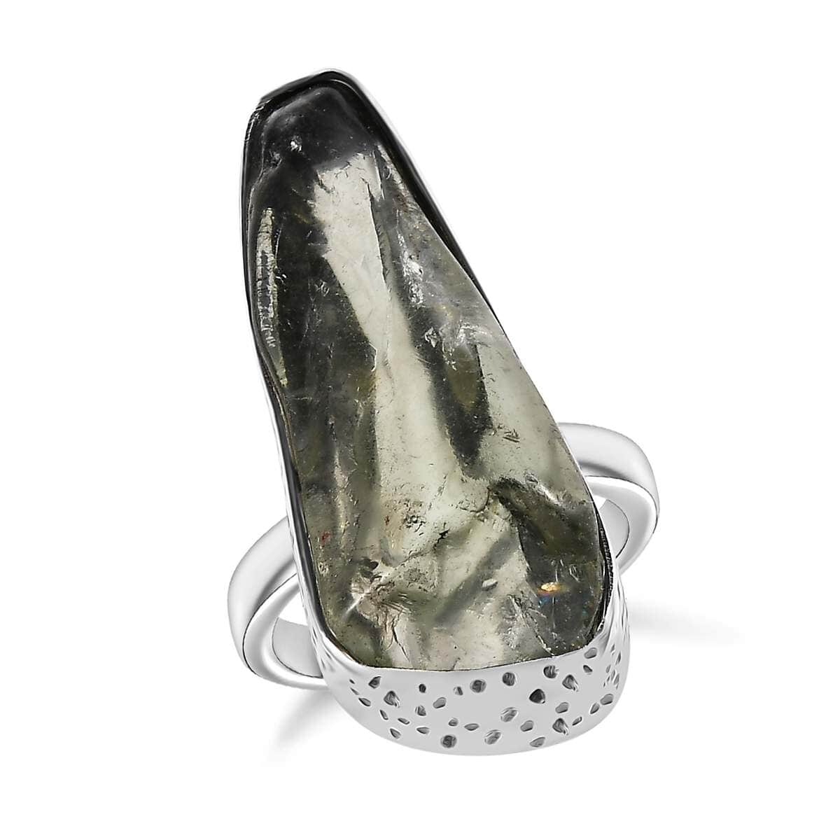 Artisan Crafted Rough Cut Montezuma Prasiolite 13.20 ctw Solitaire Ring in Sterling Silver (Size 10.0) image number 0