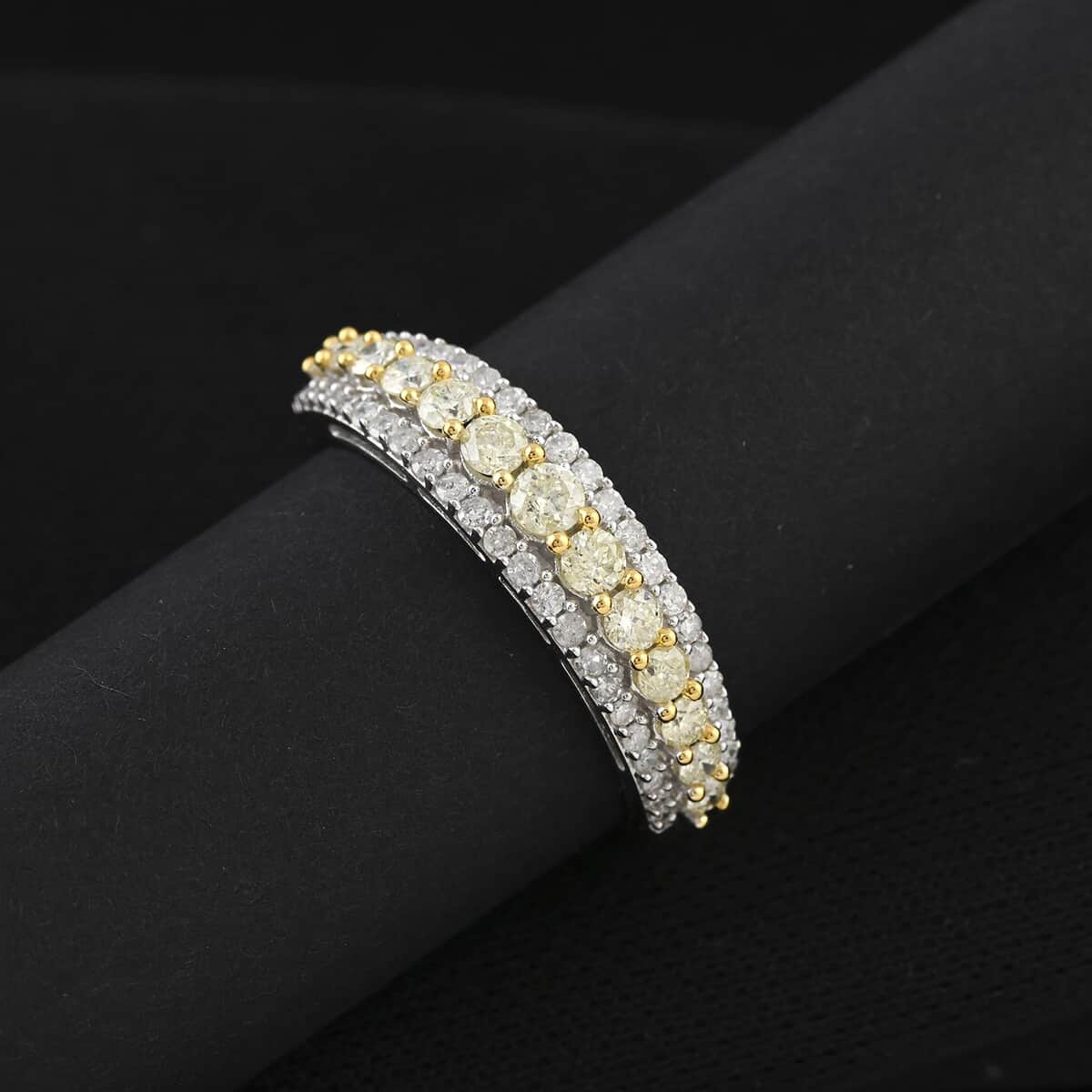 Natural Yellow and White Diamond I2-I3 0.75 ctw Band Ring in 14K White Gold (Size 6.5) image number 1