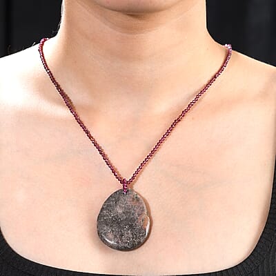 Agate and Orissa Rhodolite Garnet 164.00 cts Necklace 20 Inches in Stainless Steel