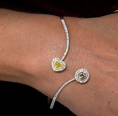 Modani Multi Color Diamond I3-SI 1.58 ctw Bangle Bracelet in 14K White, Rose and Yellow Gold (7.00In) 5.90 Grams